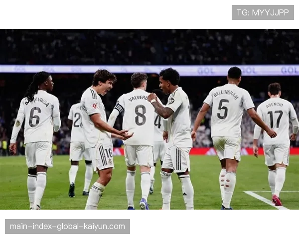 皇马六比一大胜摩纳哥 欧冠主场攻势如潮 皇马六比一大胜摩纳哥 欧冠主场攻势如潮