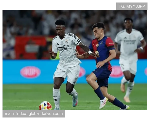 佩德里伤愈复出后渐入佳境，巴萨中场核心传球成功率亮眼